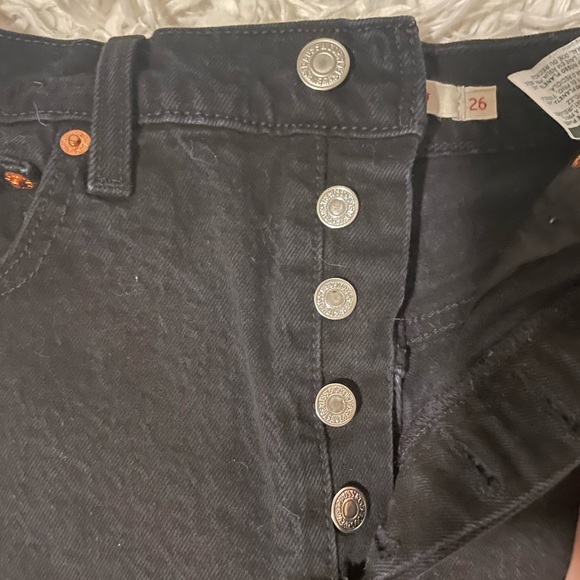 Black Levi high rise shorts - Picture 4 of 4